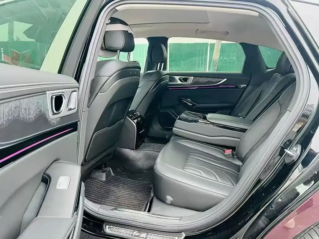 Hongqi H9 2024 из CN, фото 3