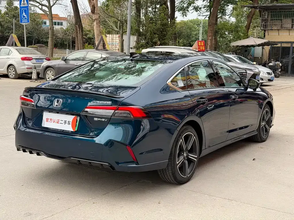 Honda Inspire PHEV 2023 из CN, фото 9