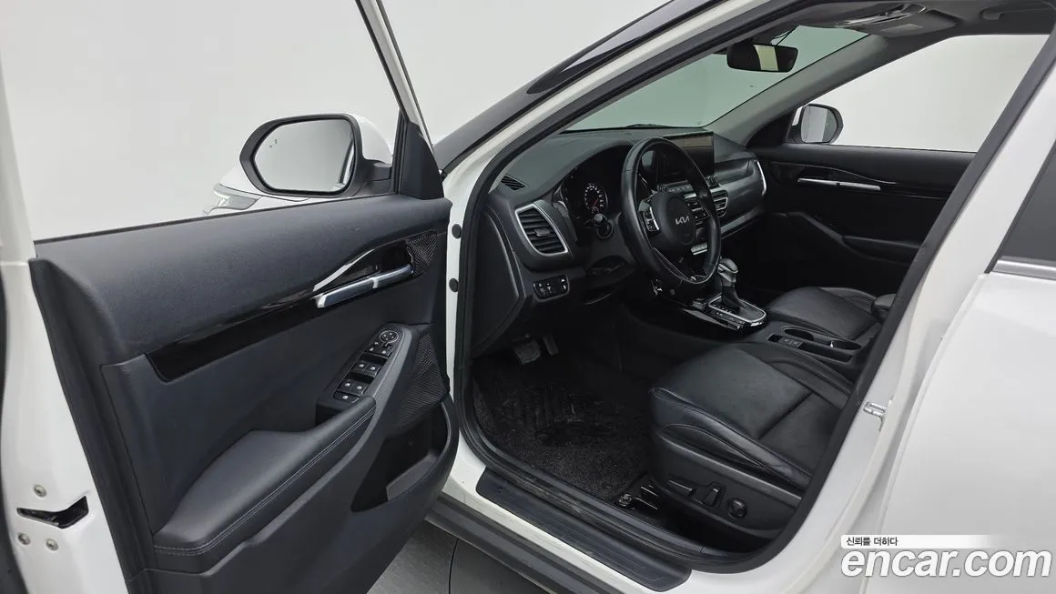 Kia Seltos 2023 из KR, фото 8