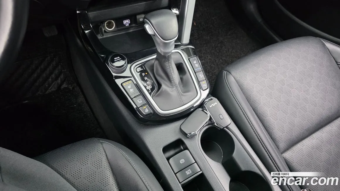 Kia Seltos 2023 из KR, фото 2