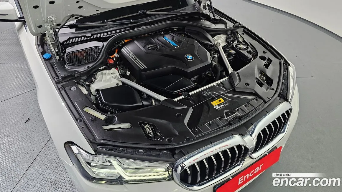 BMW 5-Series 2021 из KR, фото 9