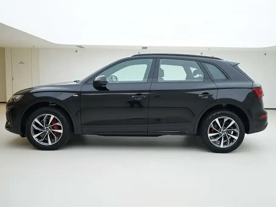 Audi Q5L 2024 из CN, фото 8