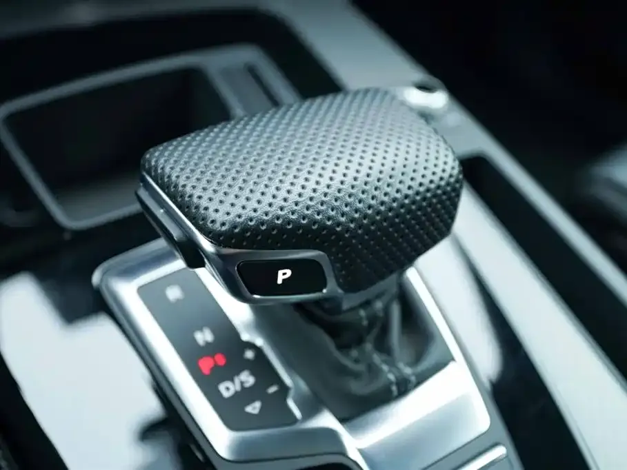 Audi Q5L 2024 из CN, фото 7