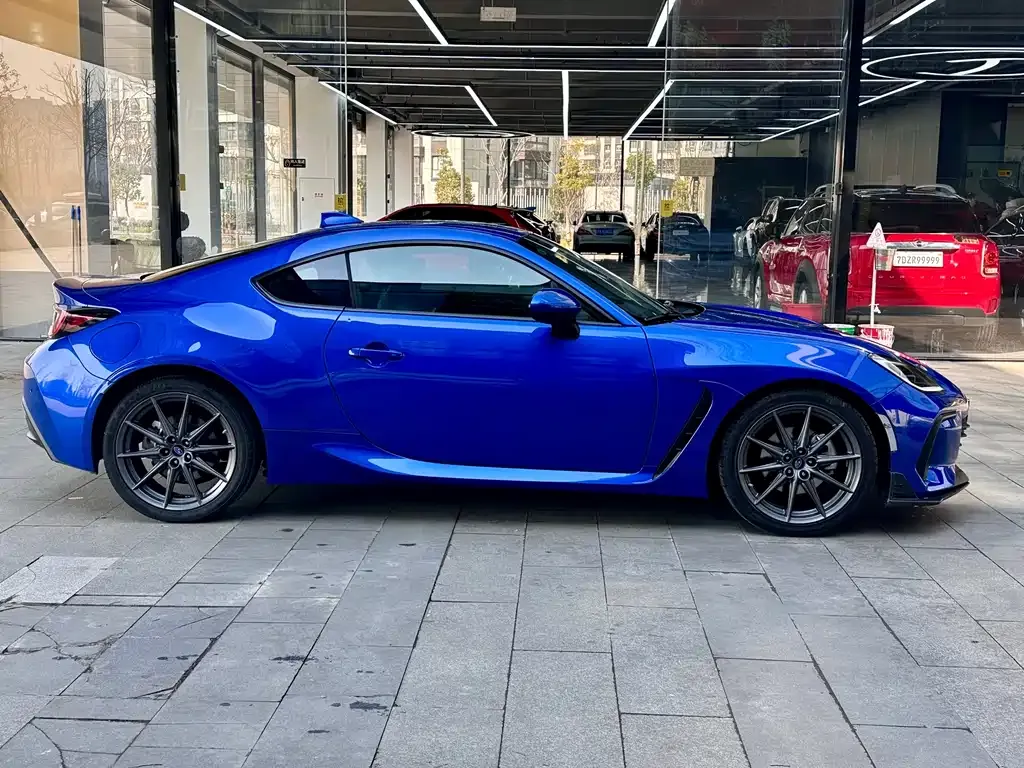 Subaru BRZ 2022 из CN, фото 4