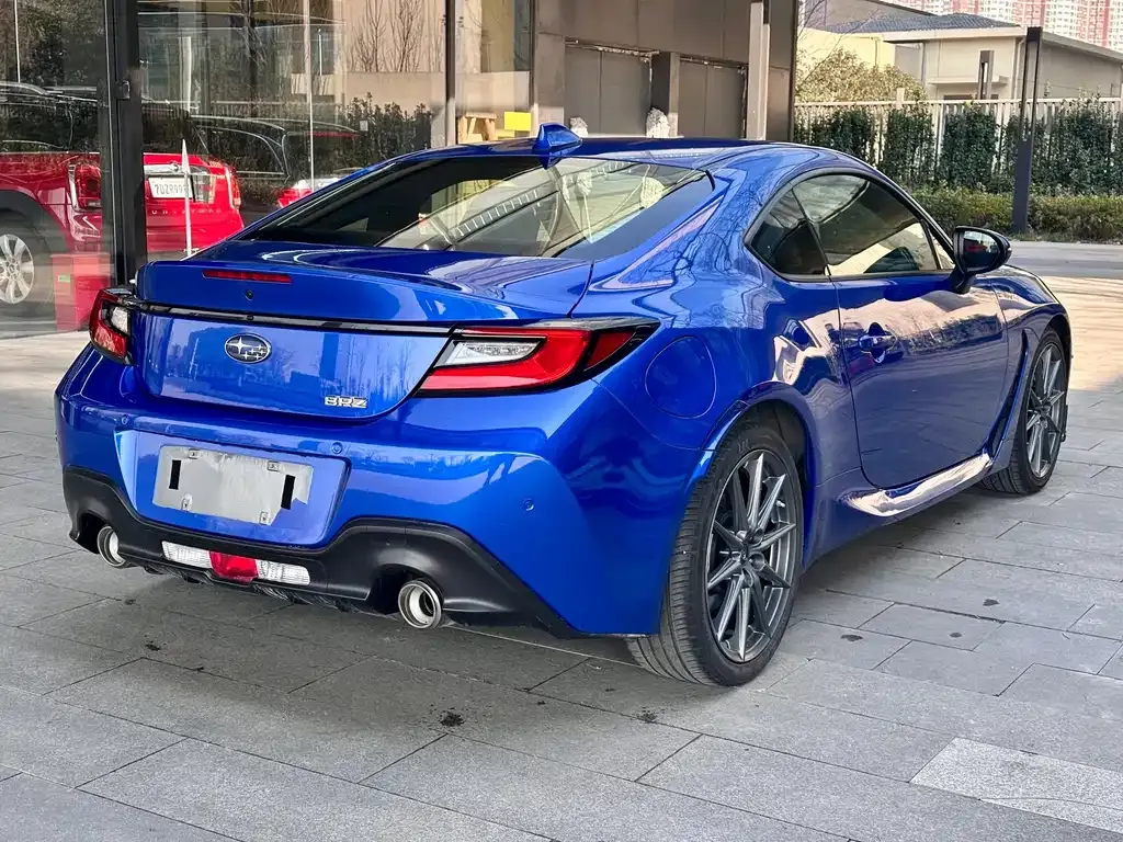 Subaru BRZ 2022 из CN, фото 3
