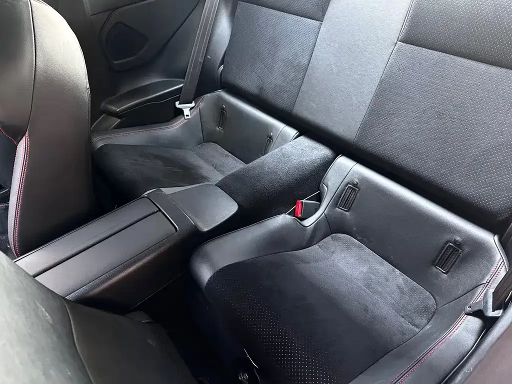 Subaru BRZ 2022 из CN, фото 8