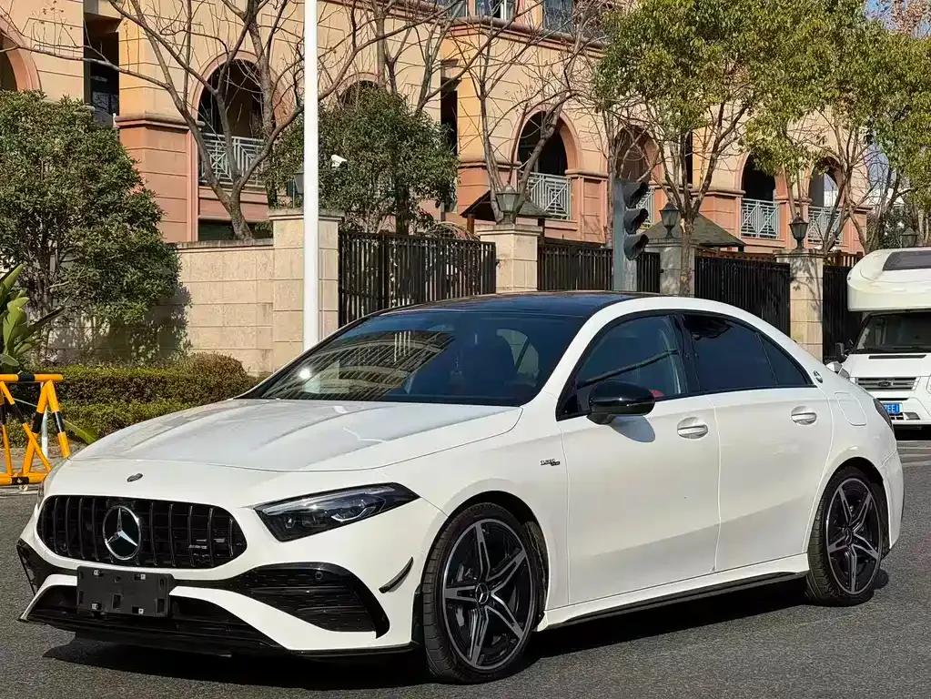 Mercedes-Benz A-Class AMG 2025 из CN, фото 1