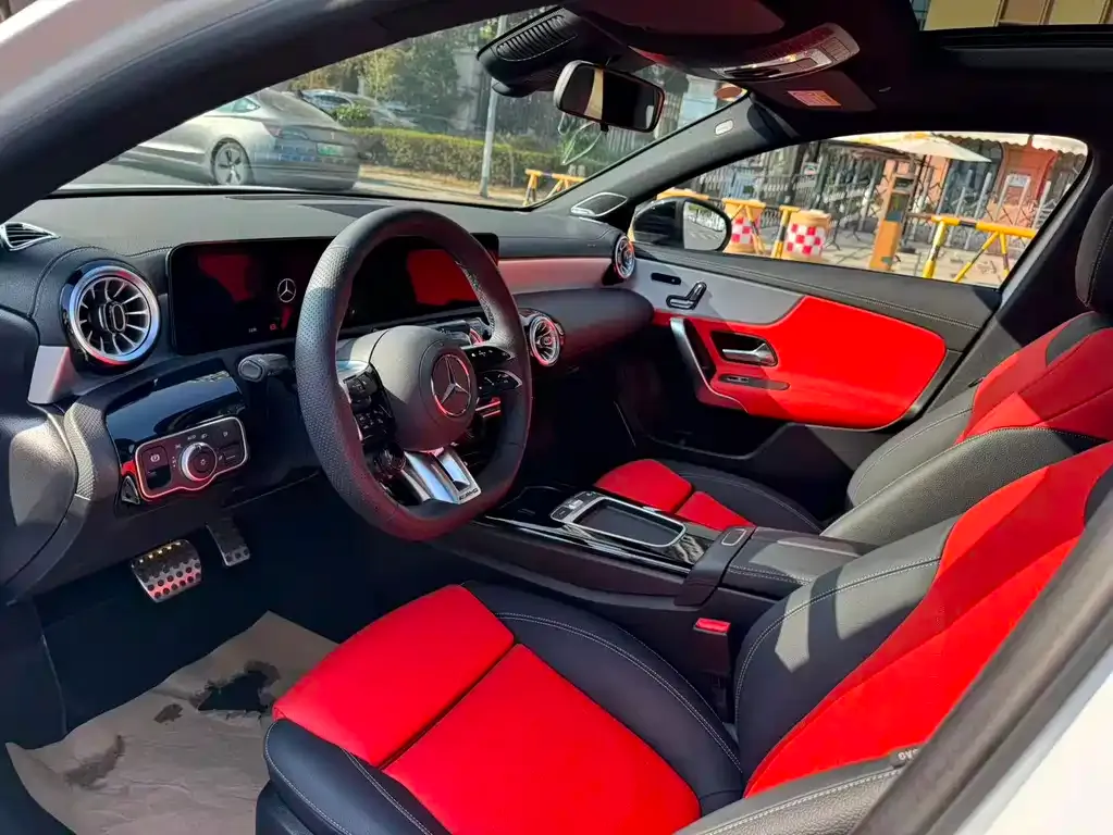 Mercedes-Benz A-Class AMG 2025 из CN, фото 3
