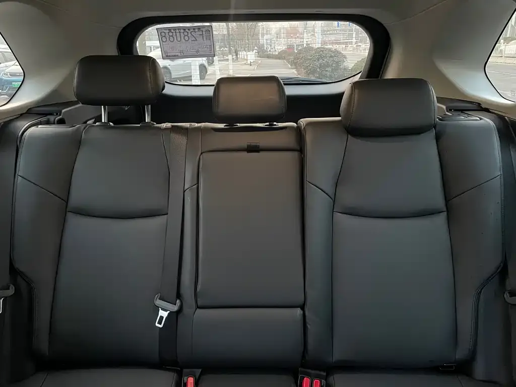 Toyota RAV4 2024 из CN, фото 9