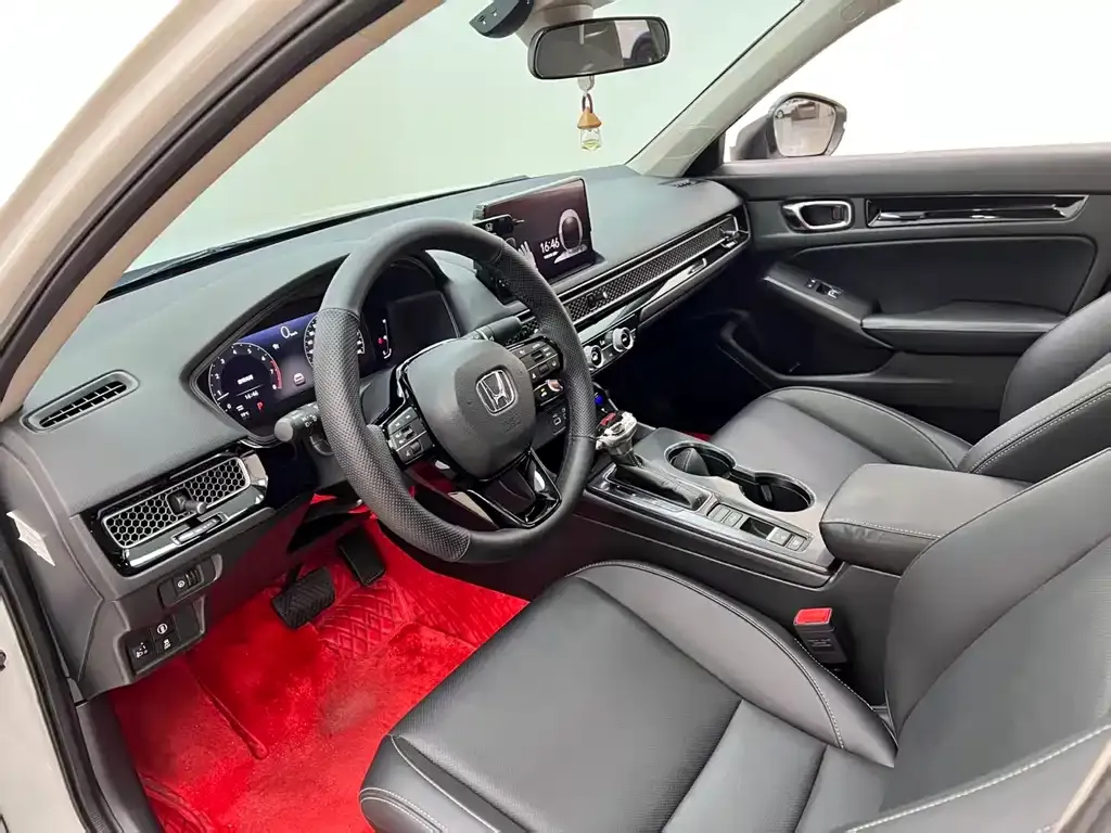 Honda Civic — фото 3