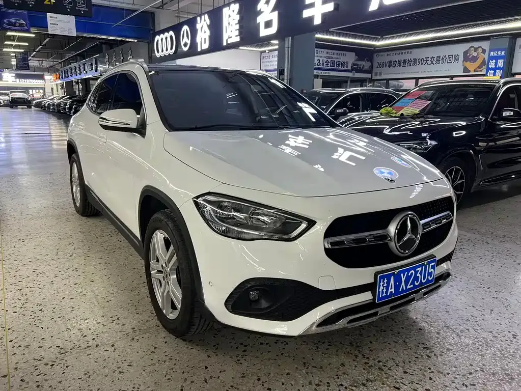 Mercedes-Benz GLA — фото 9