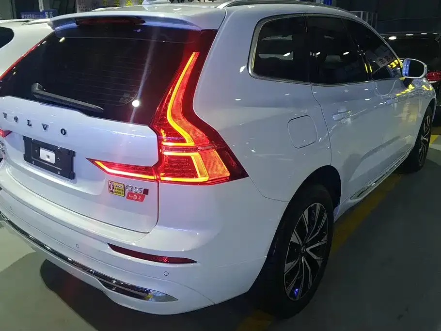 Volvo XC60 2024 из CN, фото 9