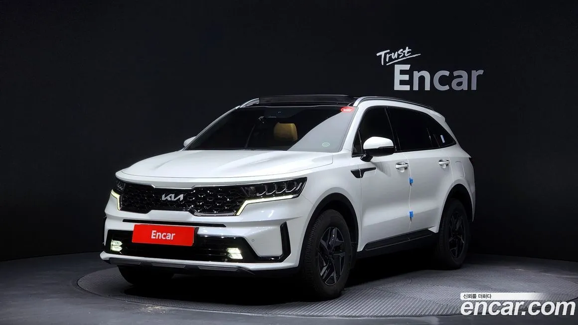 Kia Sorento — фото 1