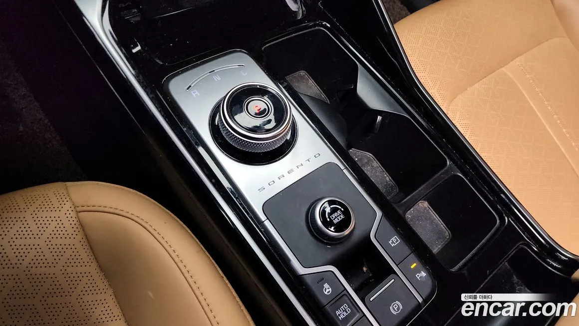 Kia Sorento — фото 9