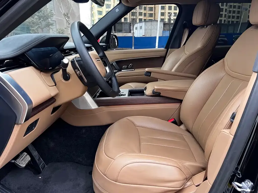 Land Rover Range Rover 2024 из CN, фото 2