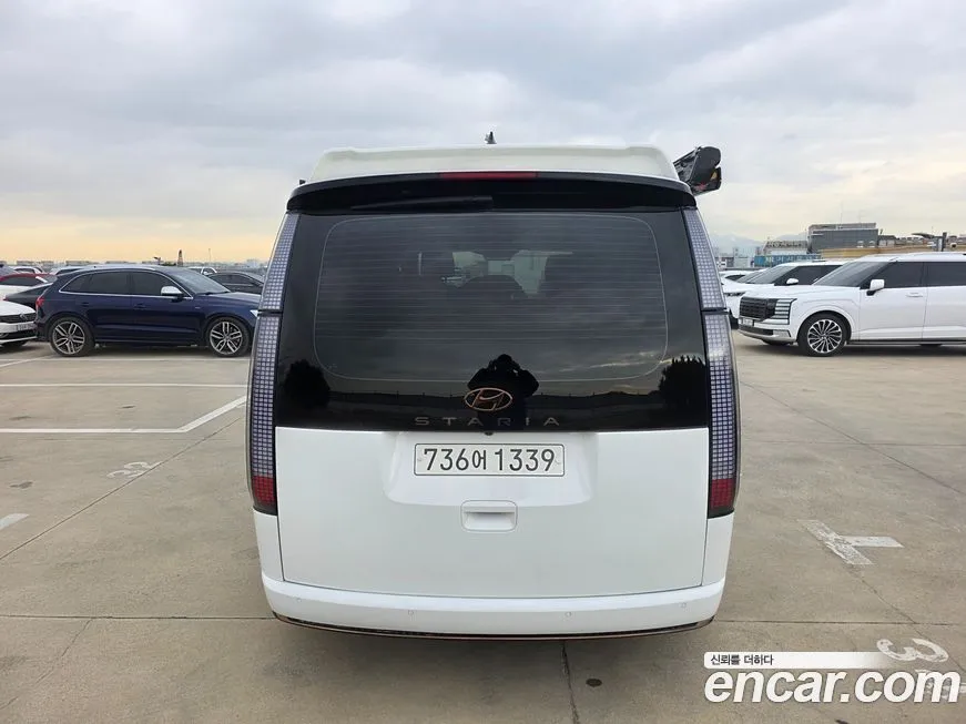 Hyundai Staria 2023 из KR, фото 2