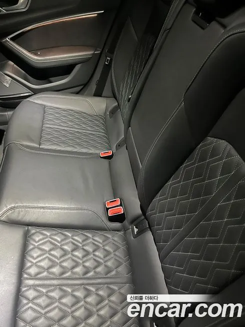 Audi S7 2024 из KR, фото 10