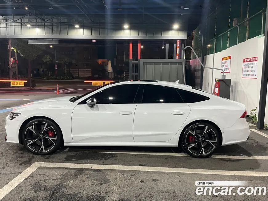 Audi S7 2024 из KR, фото 8