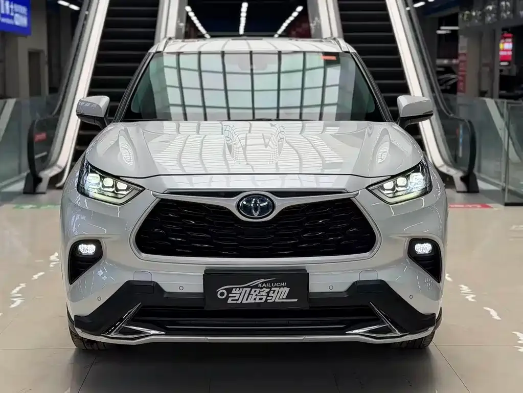 Toyota Highlander 2022 из CN, фото 9