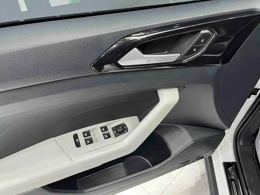 Volkswagen Tharu 2025 из CN, фото 7