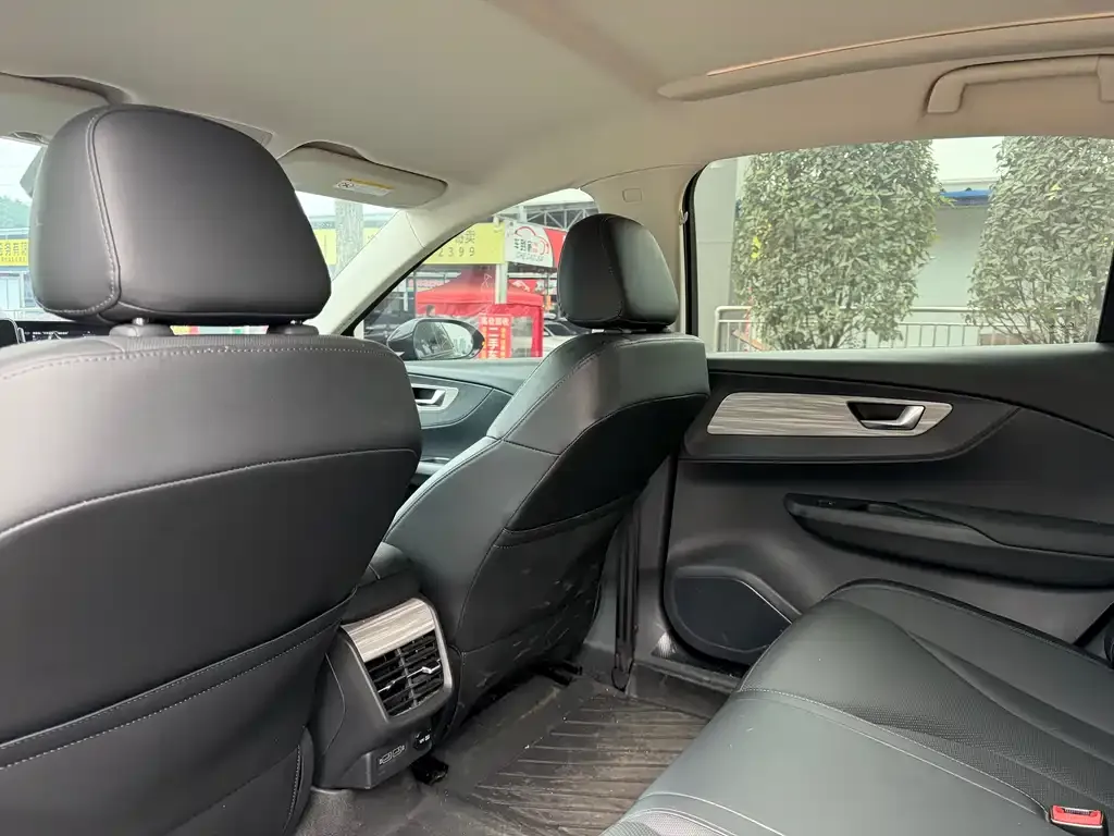 Hongqi E-QM5 2023 из CN, фото 7