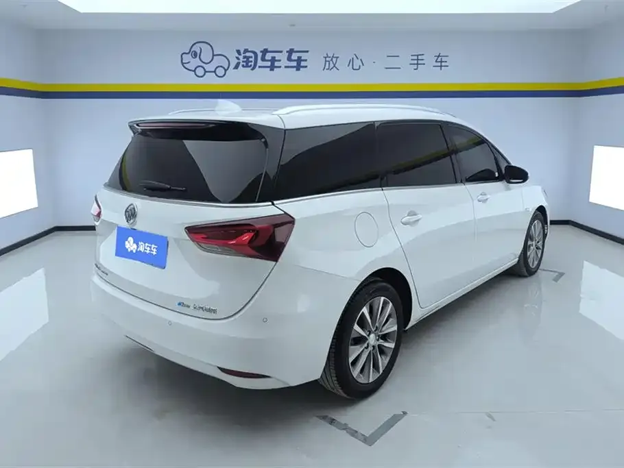Buick GL6 2023 из CN, фото 3