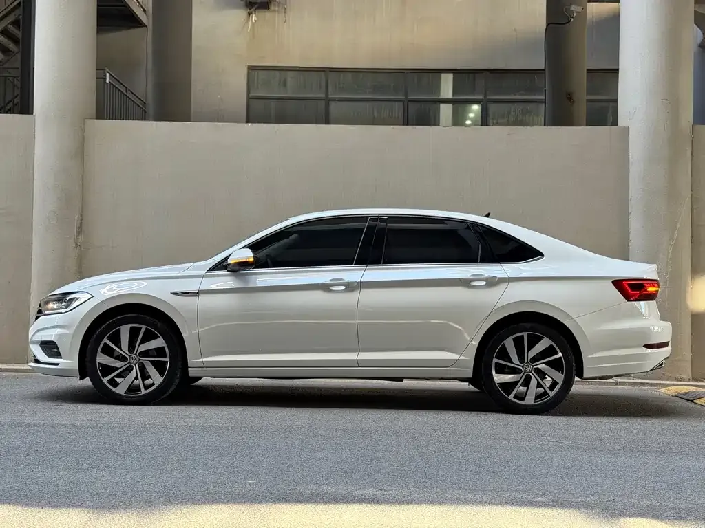 Volkswagen Sagitar 2022 из CN, фото 7