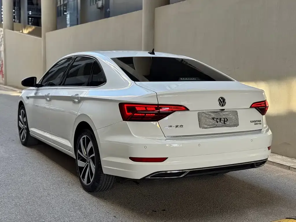 Volkswagen Sagitar 2022 из CN, фото 10