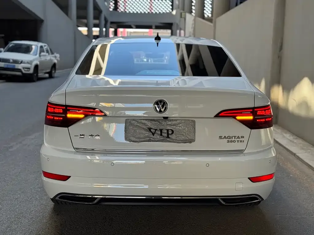Volkswagen Sagitar 2022 из CN, фото 9
