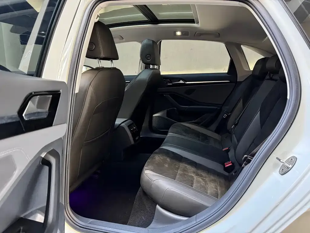 Volkswagen Sagitar 2022 из CN, фото 2