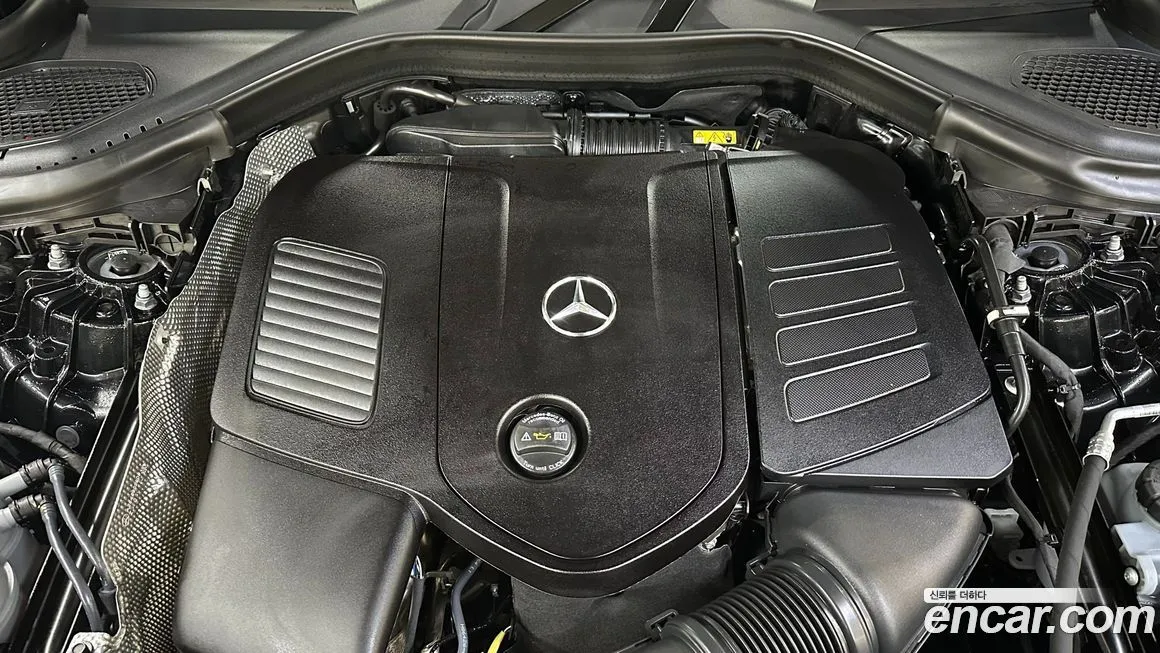 Mercedes-Benz GLC-Class 2025 из KR, фото 4