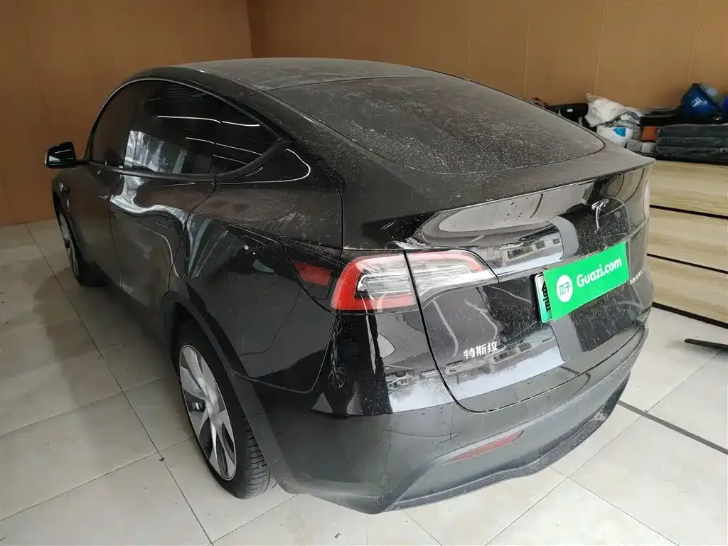 Tesla Model Y 2023 из CN, фото 3