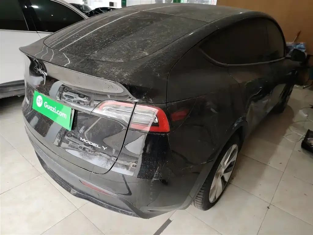 Tesla Model Y 2023 из CN, фото 8