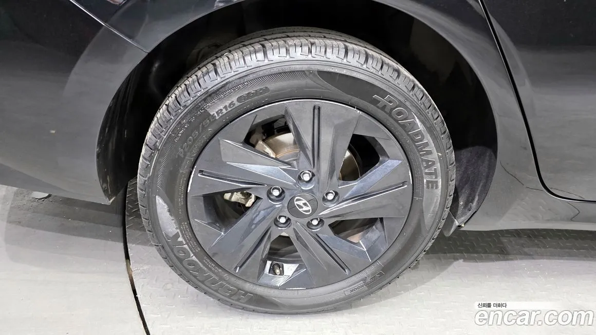 Hyundai AVANTE 2023 из KR, фото 6