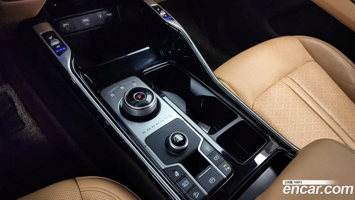 Kia Sorento — фото 9