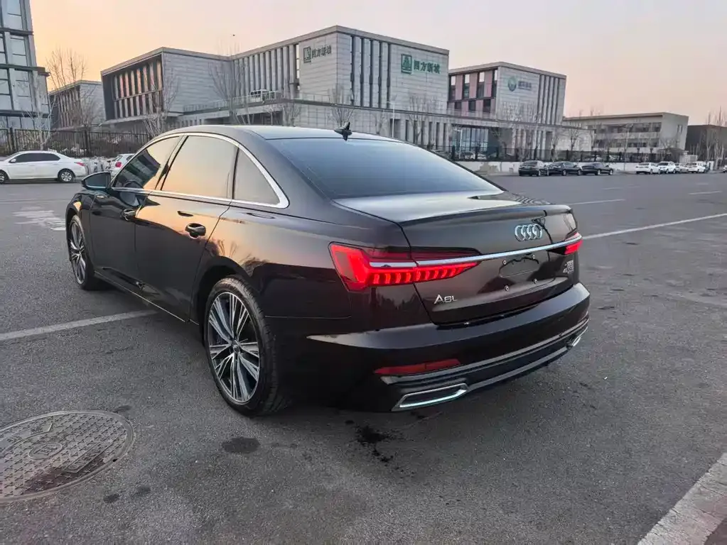 Audi A6L 2021 из CN, фото 4