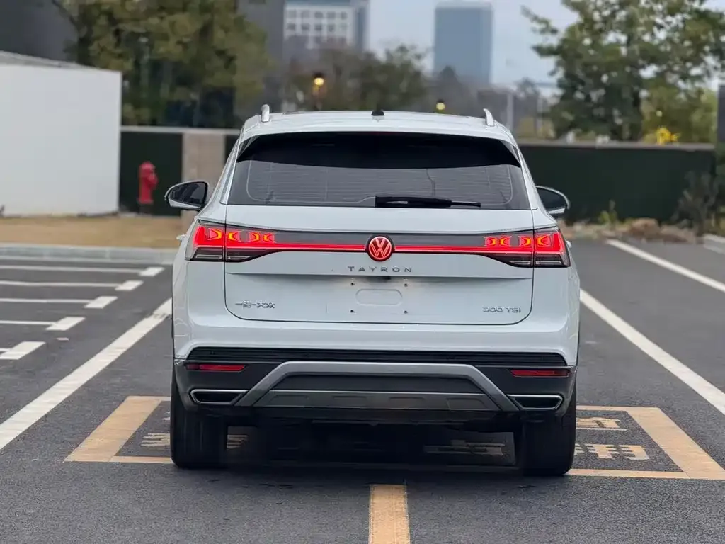 Volkswagen Tayron 2023 из CN, фото 9