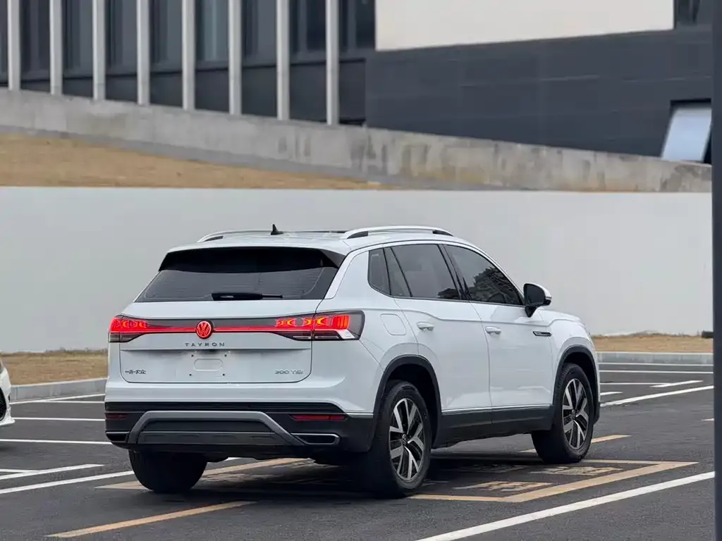 Volkswagen Tayron 2023 из CN, фото 7