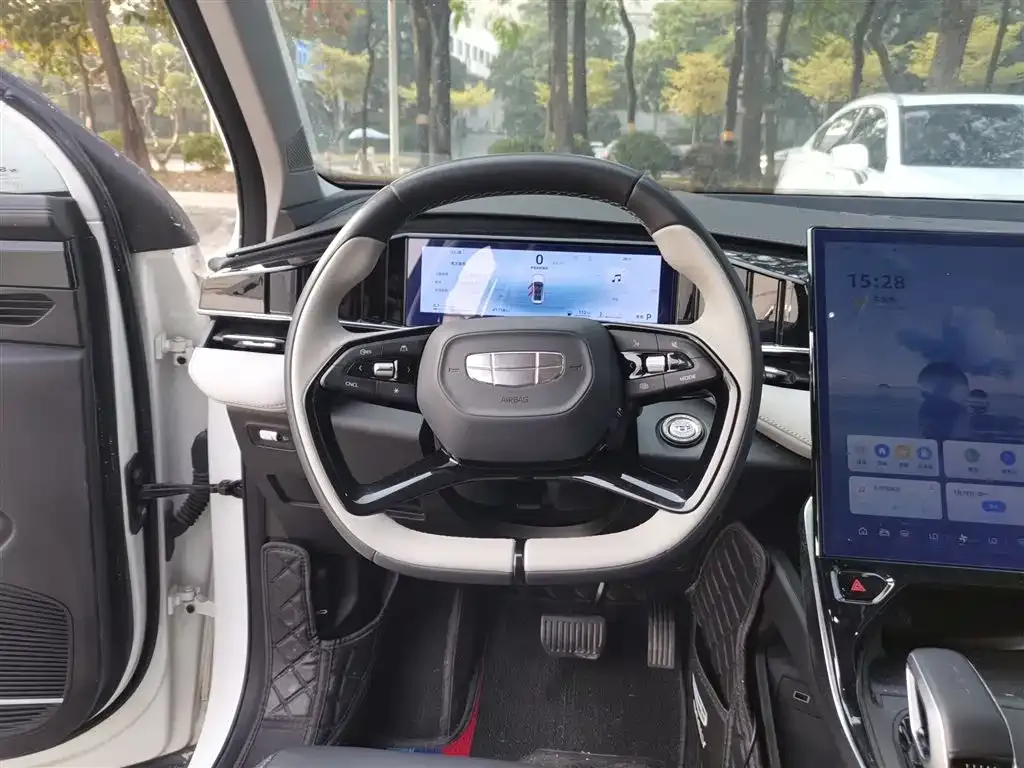Geely Boyue L 2024 из CN, фото 6