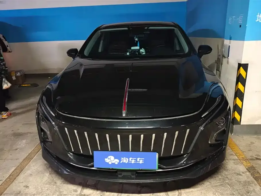 Hongqi E-QM5 2024 из CN, фото 6