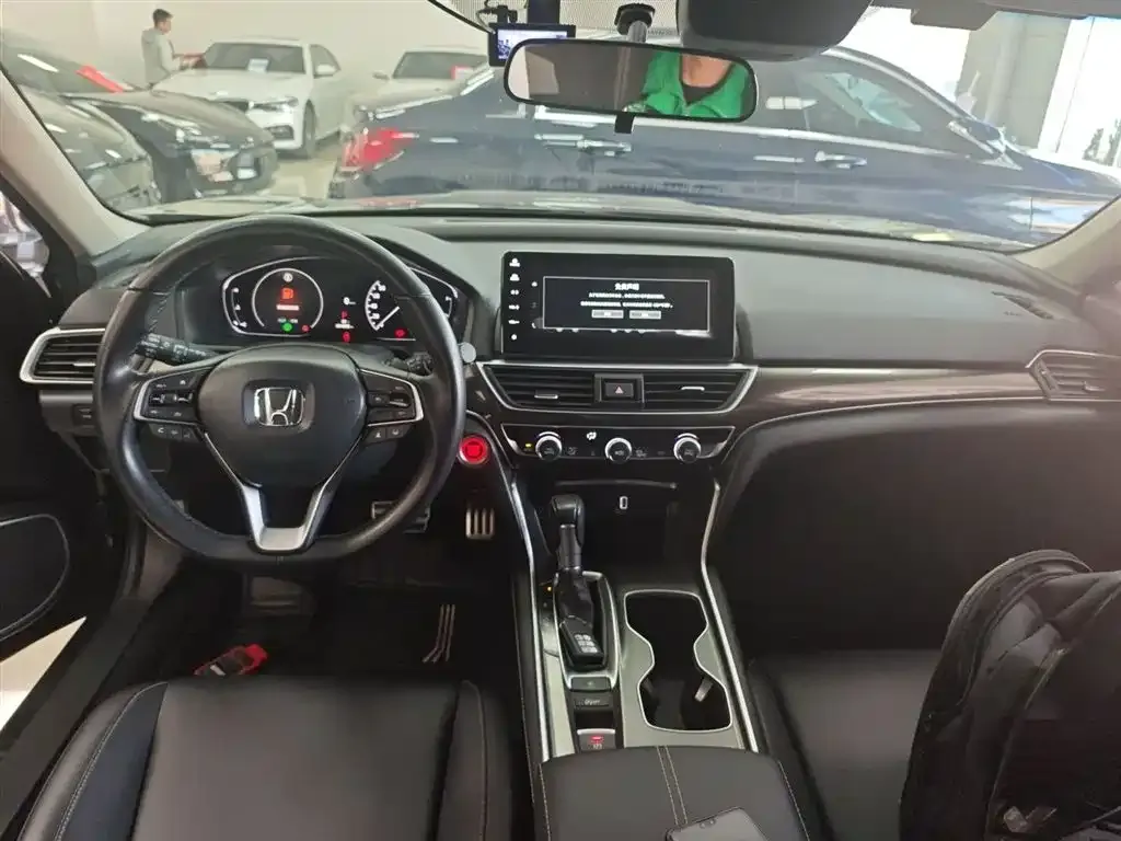 Honda Accord 2023 из CN, фото 10
