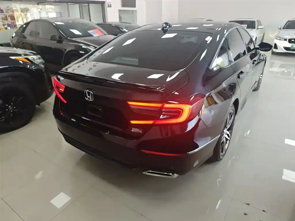Honda Accord 2023 из CN, фото 3