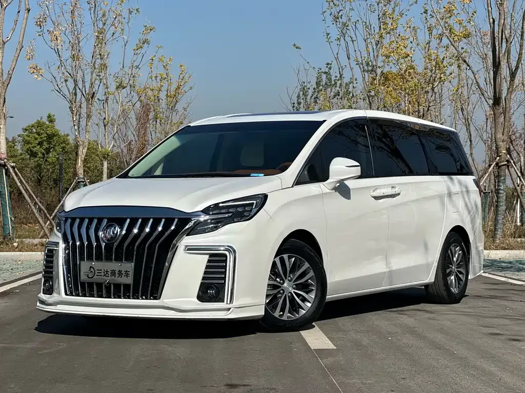 Buick GL8 2021 из CN, фото 1