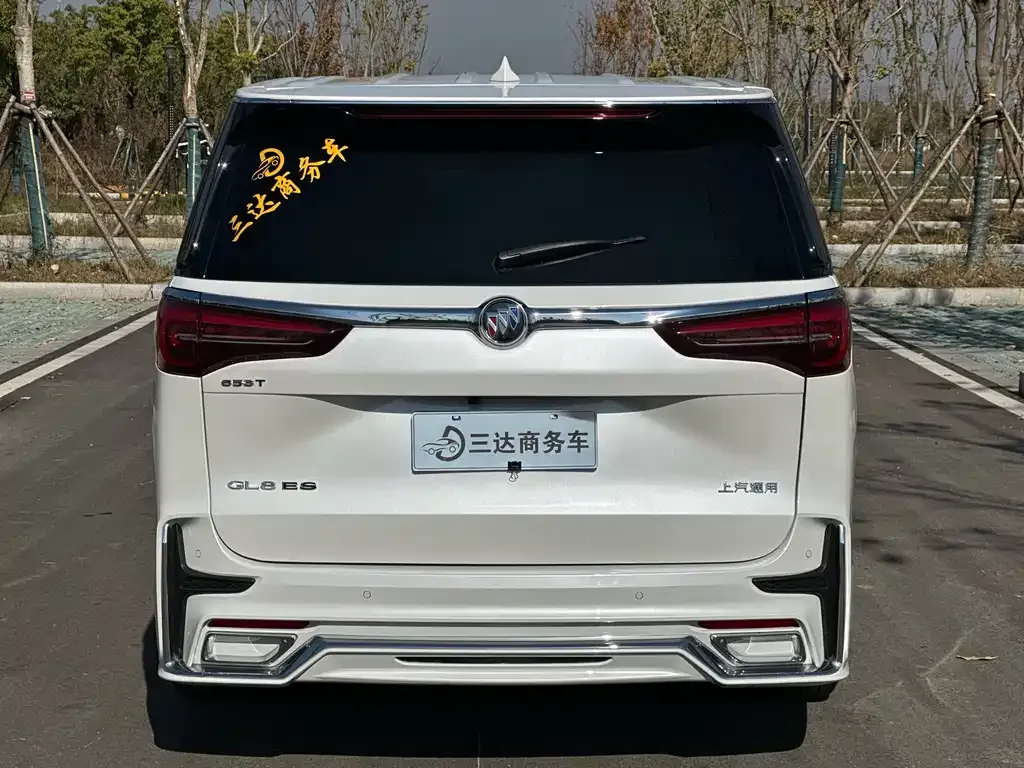 Buick GL8 2021 из CN, фото 3
