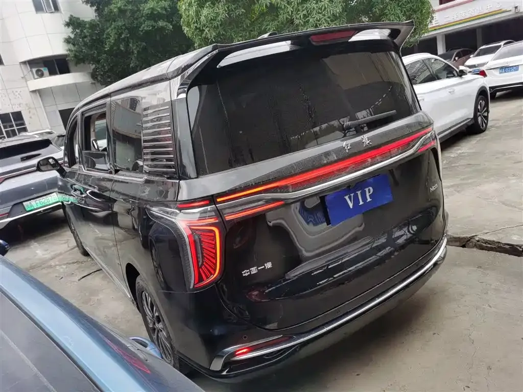 Hongqi HQ9 2024 из CN, фото 9