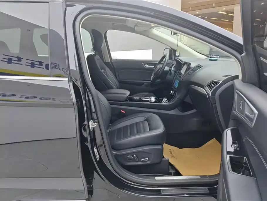 Ford Edge 2021 из CN, фото 4