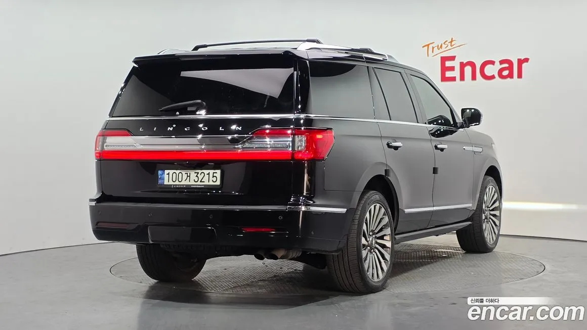 Lincoln Navigator 2021 из KR, фото 2
