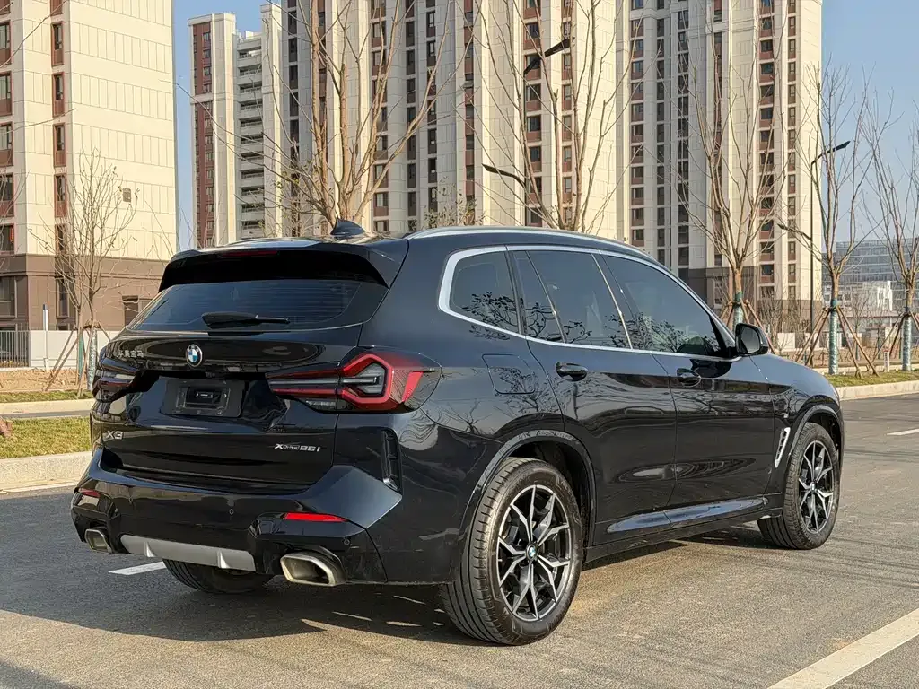 BMW X3 — фото 10