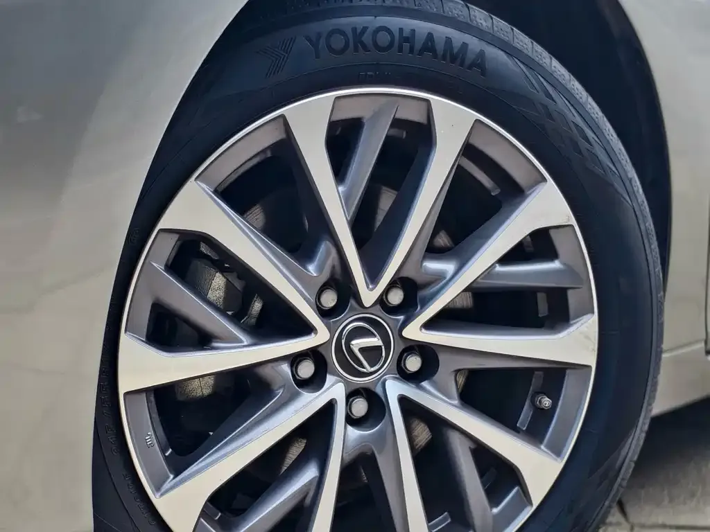 Lexus ES 2021 из CN, фото 2
