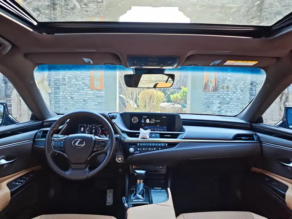 Lexus ES 2021 из CN, фото 5